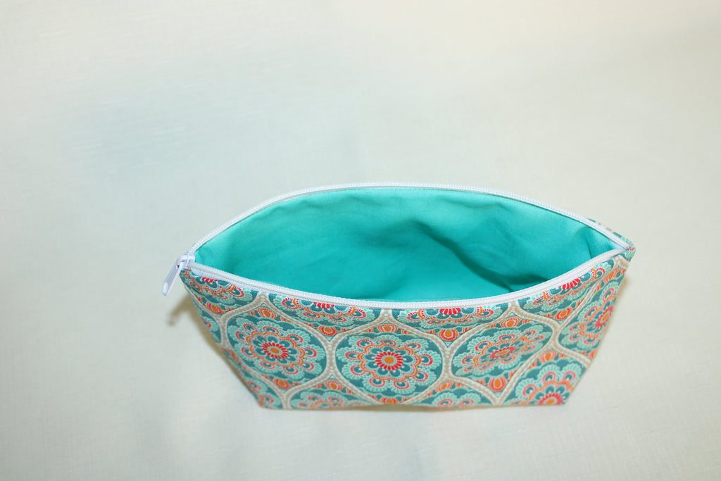 Small Zipper Pouch | Pencils, Crayons & Makeup Bag